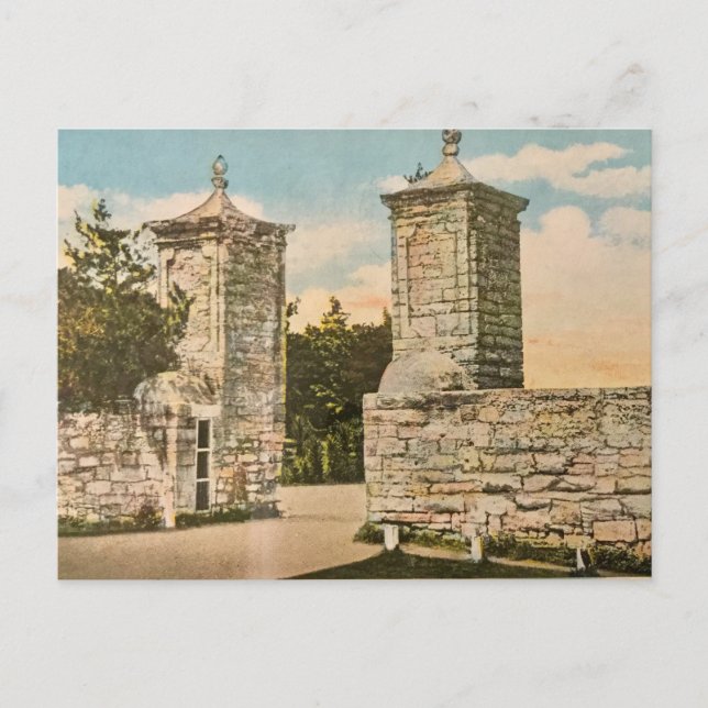 Cartão Postal De Festividades Na estrada com a Porta Cidade Antiga (Frente)