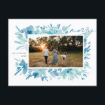 Cartão Postal De Festividades Natal Abstrato azul-feliz<br><div class="desc">design de Natal floral azul feliz abstrato</div>