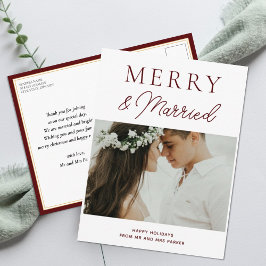 Cartão Postal De Festividades Natal Moderno do Script Vermelho da feliz Casado