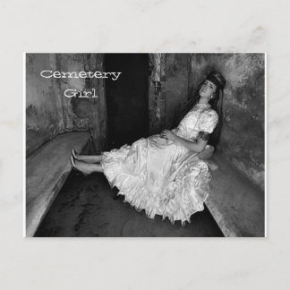 Cartão Postal De Festividades Noel - menina do cemitério