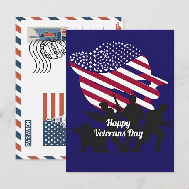 Cartão Postal De Festividades Patriotic Soldier Holding US Flag Postcard (Frente/Verso)