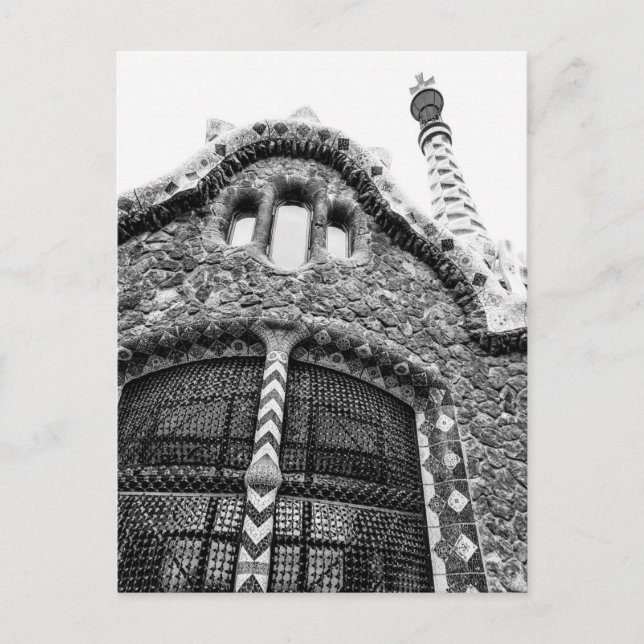 Cartão Postal De Festividades Prédio Bnw no Parque Güell em Barcelona (Frente)