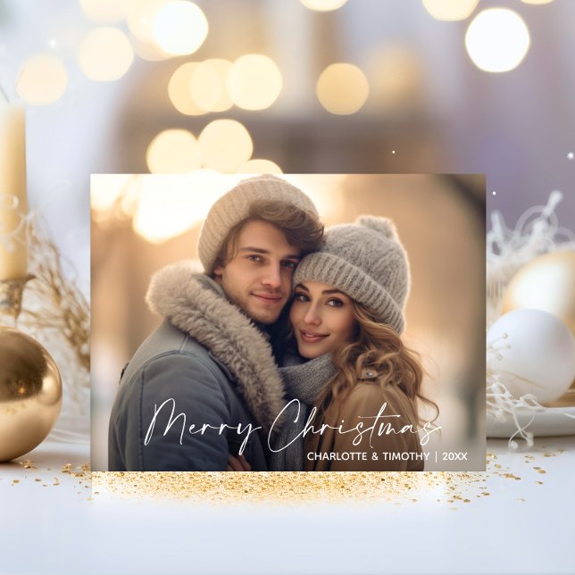 Cartão Postal De Festividades Primeiro Natal Casado com Branco Envolvido | FOTO (First Christmas Married Engaged White  PHOTO Holiday Postcard)