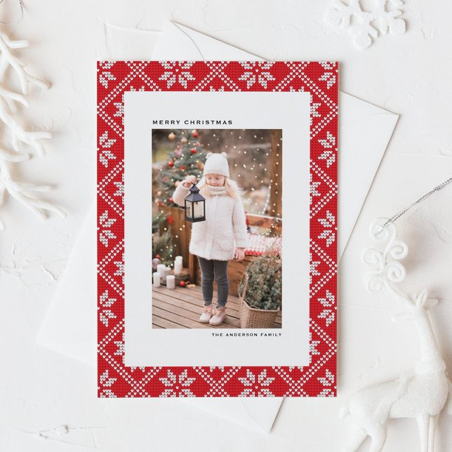 Cartão Postal De Festividades Red Fair Isle Knit Foto do Padrão (Red Fair Isle Knit Pattern Photo Christmas Holiday Card)