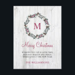 Cartão Postal De Festividades Rustic Winter Greenery Berry Wreath Christmas Wood<br><div class="desc">Cartão de Férias de Natal Rustic Winter Greenery Berry Wreath de Natal - com a sua família ou a sua empresa inicial. A saudação diz: "Desejando que você se divirta e ame esta temporada de festas e paz durante o ano novo. Você pode tornar nosso cartão de feriado rústico exclusivamente...</div>