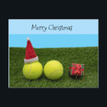 Cartão Postal De Festividades Tênis com o Merry Christmas Santa hat em verde<br><div class="desc">Tênis com Merry Christmas Santa hat no green Holiday Postcard</div>