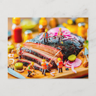 Cartão Postal De Festividades trabalhadores miniatura que grelham bife de atum