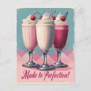 Cartão Postal De Festividades Trio de Milkshake Retroativo com Cerejas e Creme