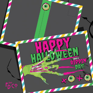 Cartão Postal De Festividades Zombie do Dia das Bruxas Feliz XOXO!