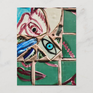 Cartão Postal Dentro, Olhando Para O Grafite Mosaico