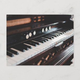 Cartão Postal Design de Piano Fofo