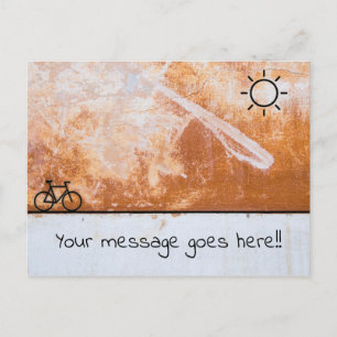 Cartão Postal Design de sol e bicicleta sobre a textura laranja