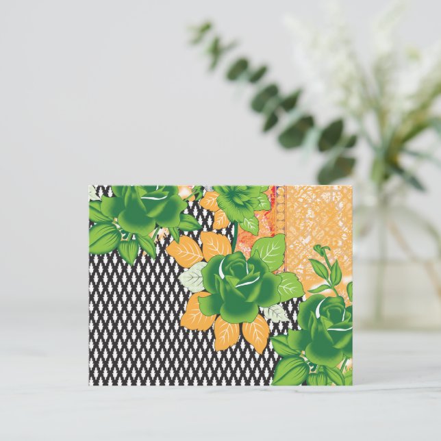 Cartão Postal design de uma parede verde e amarela pendurada (Em pé/Frente)