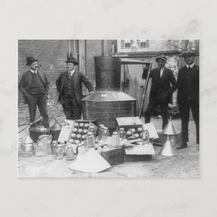 Cartão Postal Destilaria de Moonshine Apreendida, 1922