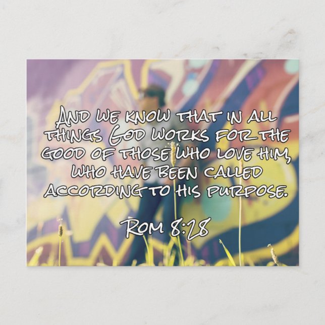 Cartão Postal Deus cita: Rom. 8:28 - "Deus Trabalha Para O Bem" (Frente)