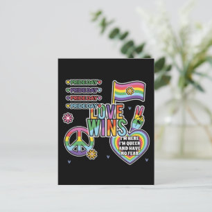 Cartão Postal Dia do Orgulho. O amor ganha. Eu sou estranho e nã