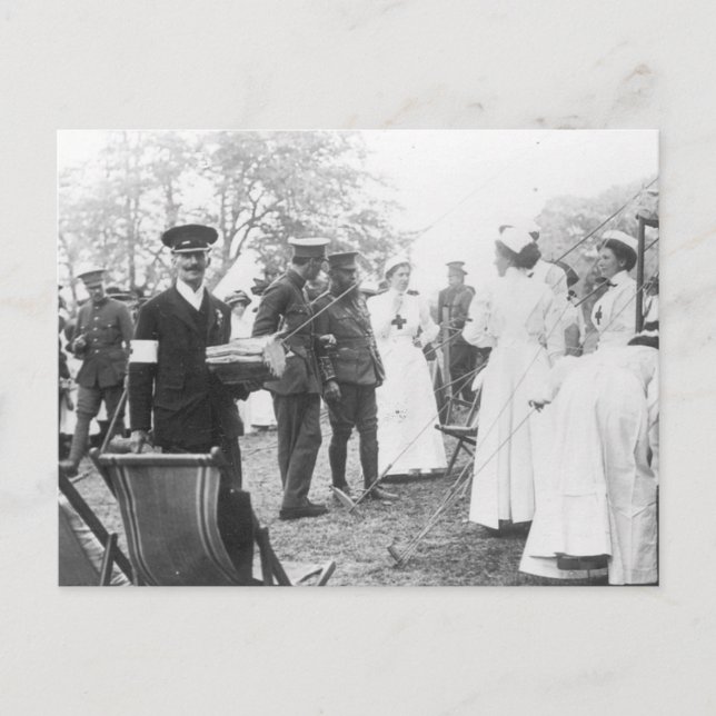 Cartão Postal Dias de Campo de Pré-guerra Enfermeiras Militares  (Frente)