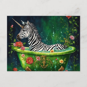 Cartão Postal Diversão do Unicórnio Zebra em uma Banheira
