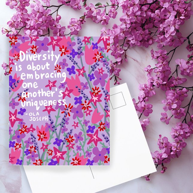 Cartão Postal Diversidade Abraçando Uniquidade Ola Joseph Citaçã (Diversity Embracing Uniqueness Ola Joseph Quote Postcard
)