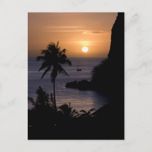 Cartão postal do pôr do sol no veleiro