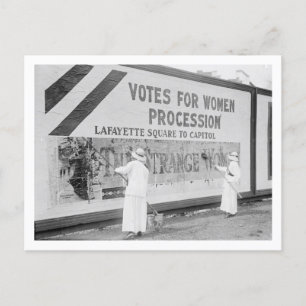 Cartão Postal Duas mulheres preparando um Poster em 1914