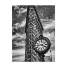 Edifício Flatiron e Relógio em Preto e Branco