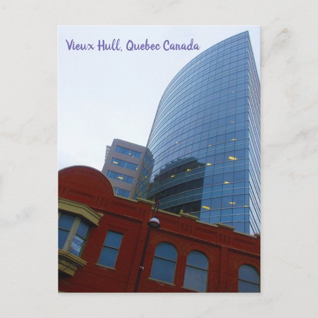Cartão Postal Edifícios Antigos e Novos no Centro de Vieux Hull (Frente)