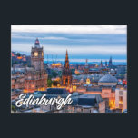 Cartão Postal Edimburgo, Escócia, Reino Unido<br><div class="desc">Este cartão postal único apresenta uma fotografia da bela e histórica cidade de Edimburgo,  Escócia. Este cartão postal cênico seria ideal para amigos,  família,  colegas de classe e colegas de trabalho.</div>