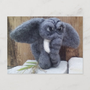 Cartão Postal Elefante rabugento