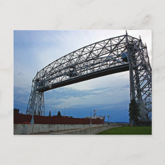 Cartão Postal Embarque sob a ponte de elevação