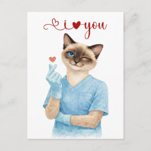 Cartão Postal Enfermeira Gata com Mini Coração enviando Amor