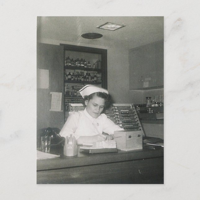 CARTÃO POSTAL ENFERMEIRO 1956 #11 (Frente)