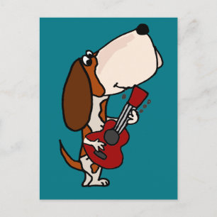 Cartão Postal Engraçado Cachorro de Caça Jogando Violão