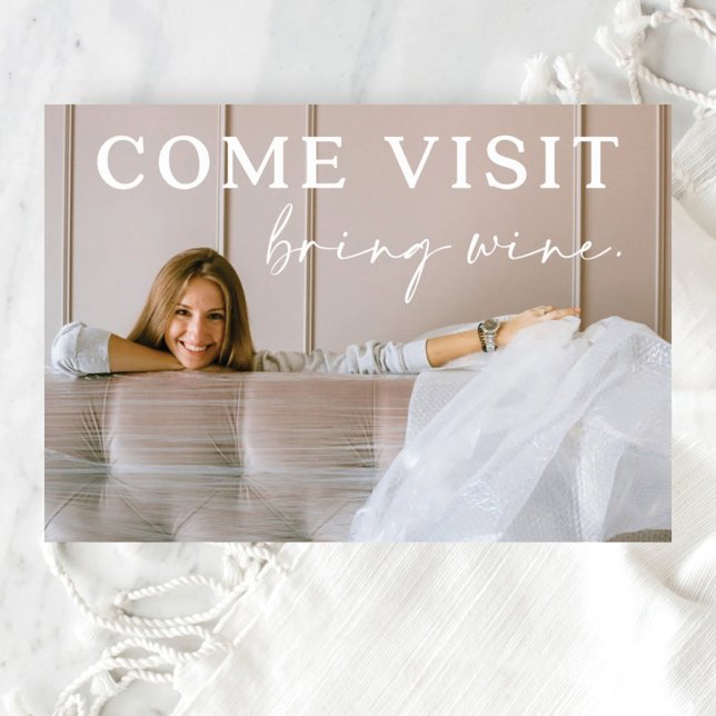 Cartão postal engraçado de anúncio de mudança com  (Criador carregado)