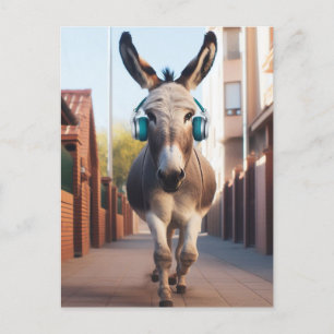 Cartão Postal Engraçado Donkey escuta música em um jog