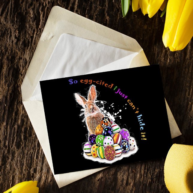 Cartão Postal Então, citado pelo ovo, não consigo esconder! (So egg-cited I just can’t hide it! Postcard)