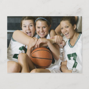 Cartão Postal Equipe de basquete feminina sorrindo, retrato