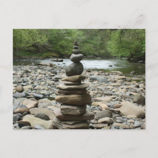 Cartão Postal Escultura Terrestre - Cairn - Fotografia de Belas