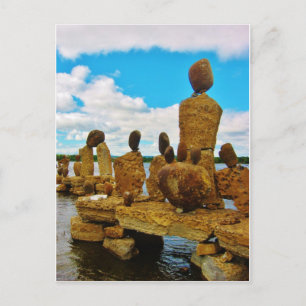 Cartão Postal Esculturas de pedra do rio de Inukshuk