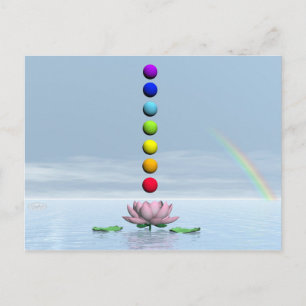 Cartão Postal Esferas coloridas para chakras sobre a bela líbia