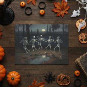 Cartão Postal Esqueletos Dançantes de Decoupage de Halloween