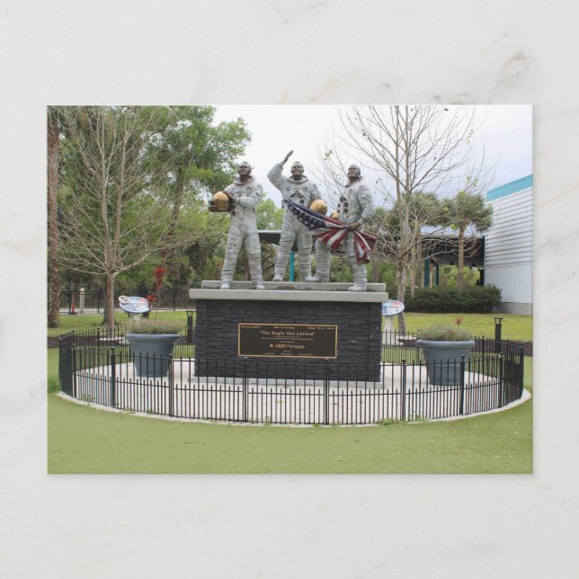 Cartão Postal Estátua Da Nasa Que A Águia Lançou (Frente)