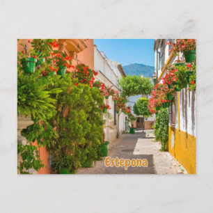 Cartão Postal  Estepona, Espanha Cidade Encantadora na Rua de Má