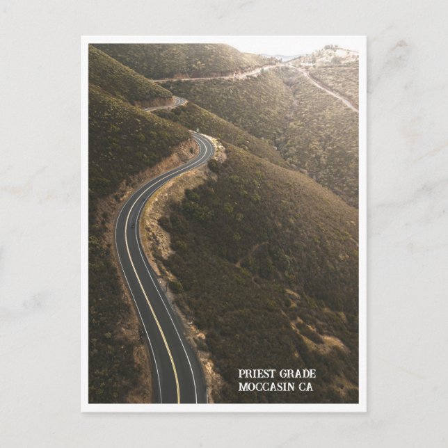 Cartão Postal Estrada de motocicleta no nível de Padre, Mocasiin (Frente)