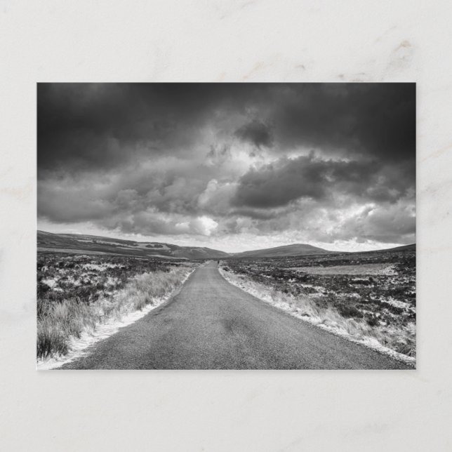 Cartão Postal Estrada em Rainstorm (Frente)