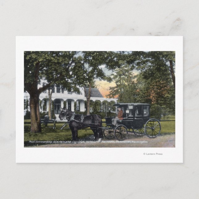 Cartão Postal Exibição Exterior dos Trimestres do Posto (Frente)