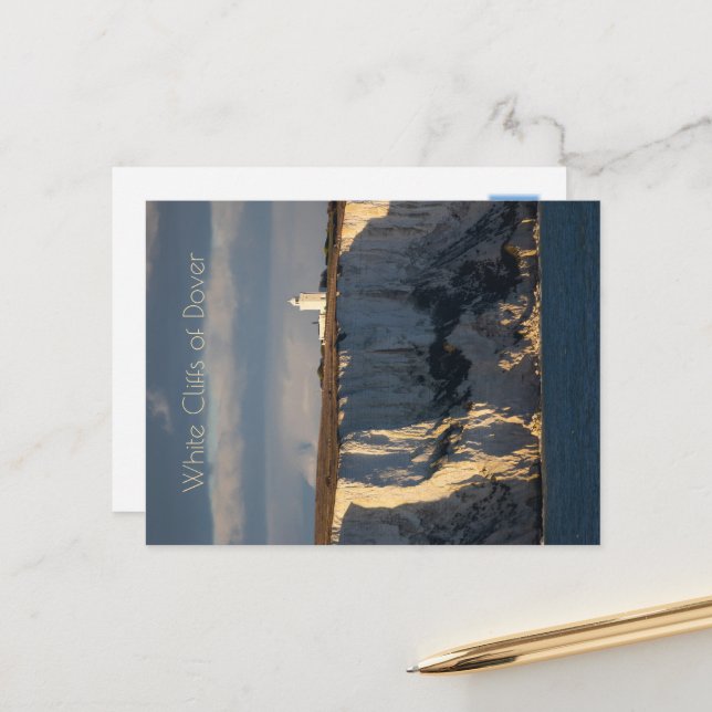 Cartão Postal Farol sobre Cliff Brancos de Dover, Inglaterra (Frente/Verso In Situ)