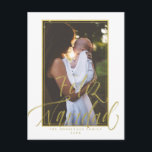 Cartão Postal Feliz Navidad White Photo Christmas<br><div class="desc">Cartões postais de Natal com fotos da sua família. Personalize a frente deste design ouro "Feliz Marinidade" com seu nome de família e o ano. Adicione seu endereço de devolução ao fundo. Um cartão de Natal amigável para os seus amigos e familiares.</div>