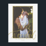 Cartão Postal Feliz Navidad White Photo Christmas<br><div class="desc">Cartões postais de Natal com fotos da sua família. Personalize a frente deste design ouro "Feliz Marinidade" com seu nome de família e o ano. Adicione seu endereço de devolução ao fundo. Um cartão de Natal amigável para os seus amigos e familiares.</div>