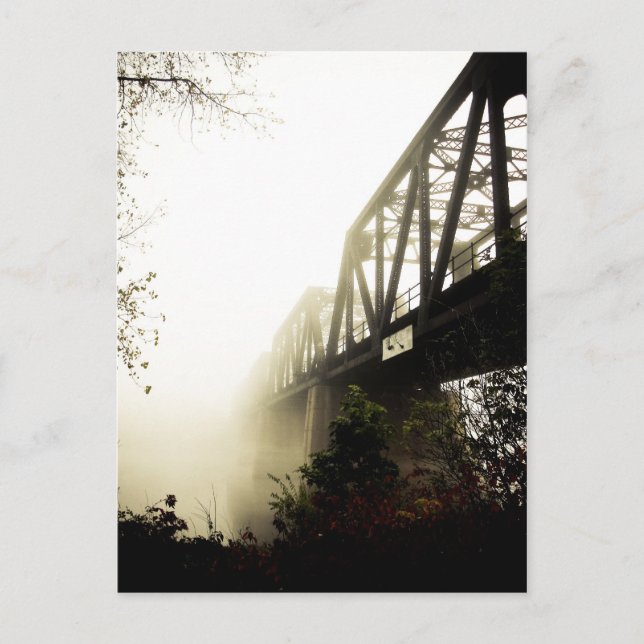 Cartão postal Foggy Waterfront 13 (Frente)